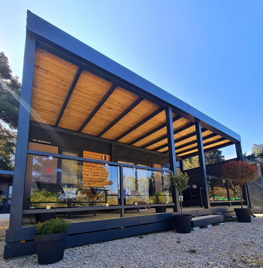 Luxury Mobile Homes Ivaci Campsite *